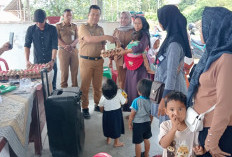 Seimbangkan Gizi, 4 Orang Balita Buaynyerupa Terima Makanan Tambahan