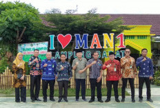 Tim Kanwil Monitoring Asesmen Madrasah di Lampung Barat 