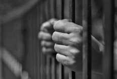 Ratusan Massa Unjuk Rasa di Bali dan Surabaya Dibebaskan Polisi, Tiga Orang Masih Ditahan