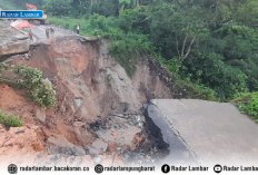 Putus Total! Jalan Amblas Seranggas Tak Lagi Bisa Dilalui Motor dan Pejalan Kaki