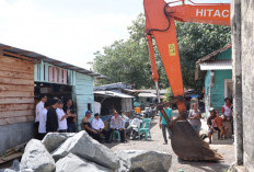Pemkab Pesbar Minta Kemenhub  Perbaiki Pelabuhan Kuala Stabas