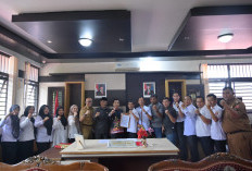 Temui Pimpinan DPRD, Honorer Minta Diperjuangkan 