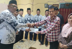 PGRI Salurkan Bantuan untuk Korban Kebakaran di Pajar Bulan