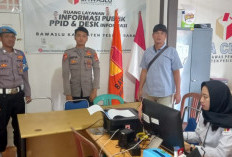 OPERASI MANTAP PRAJA KRAKATAU 2024, Polres Laksanakan Pengamanan di Kantor Bawaslu Pesisir Barat