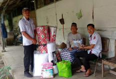Peratin Kenali Salurkan Bantuan   Nutrisi-Perlengkapan untuk Lansia