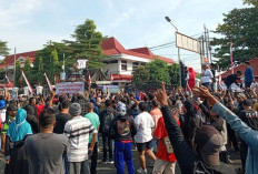 34 Luka-luka dalam Demonstrasi Pati yang Ricuh 