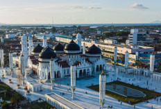 Masjid Raya Baiturrahman Aceh : Simbol Agama, Budaya, serta Perjuangan Rakyat