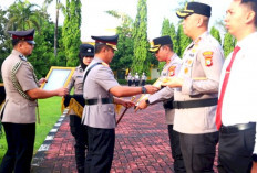 Tegas! 10 Polisi Dipecat, 137 Lainnya Diganjar Penghargaan, Kapolda Sulsel Komit Terapkan Sanksi dan Apresiasi