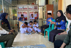 Satpol PP Pesbar Tertibkan Pelajar Bolos Sekolah