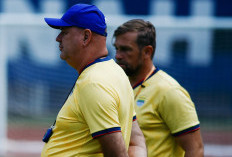 Bojan Hodak Dukung Achmad Jufriyanto Fokus Jadi Asisten Pelatih Persib