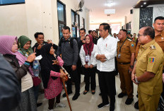 Kunjungi RSUD Bob Bazar, Jokowi Janji Tambah Fasilitas dan Ruang Rawat Inap 
