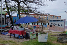 Jelang Malam Tahun baru 2025, Pengunjung di Pantai Labuhan   Jukung Belum Alami Peningkatan 