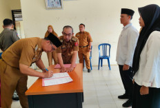 Bambang Hermanto Lantik 2  PAW Anggota LHP Sukadamai