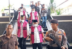 Eks Bupati Lamtim Dawam Raharjo Cs Diadili dalam Kasus Korupsi Proyek Rumdis