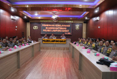 Perkuat Peran,  Bhabinkamtibmas Diberi Pembinaan 