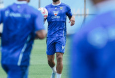 Persib Bandung Cuci Gudang Pemain Asing  Siap Sambut Liga 1 2025-2026 dengan Wajah Baru