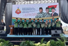 Tiga Tokoh Terima Penghargaan   di Milad ke-112 Muhammadiyah