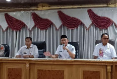 Bupati Parosil Ingatkan Pedagang Tidak Merusak Alat Tapping Box