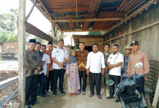 Kedekatan Batin, PM Kunjungi Korban Kebakaran Rumah