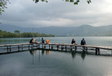 Wisata Danau Asam Kini Kembali Ramai Pengunjung