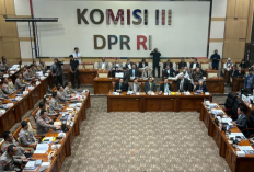 Sigit Perkenalkan Pejabat Polri dan Kapolda Baru di Rapat Perdana dengan Komisi III DPR