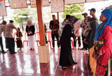 Meriahkan HUT RI,   Warga Sidodadi Gelar Lomba dan Berikan Santunan