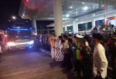 Polres Pesisir Barat Kawal Pengamanan Pelepasan Calon Jamaah Haji Tahun 1446 H / 2025 M
