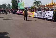 Minta keadilan, Ratusan Warga Ngeluruk  Pengadilan Sukadana Lampung Timur