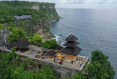 Pura Uluwatu: Jejak Spiritualitas di Ujung Selatan Bali