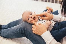 Bayi Sering Gumoh, Memahami yang Normal dan Tidak, Serta Solusi Mengatasinya