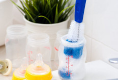 Cara Membersihkan Botol Susu Bayi yang Wajib Ibu Ketahui