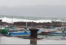 Tinggi Gelombang Capai Empat Meter, Imbau Nelayan Waspada
