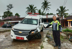 Hindari Tabrakan Ambulance Rujuk Dari Krui Hantam Gorong-Gorong Di Sumber Jaya 