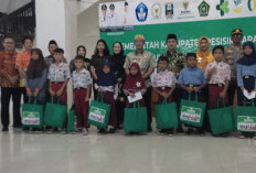 Pemkab Pesbar dan Baznas  Santuni Anak Yatim Piatu