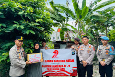 HUT Bhayangkara ke-79, Polres Pesbar Berbagi  Sembako ke Masyarakat