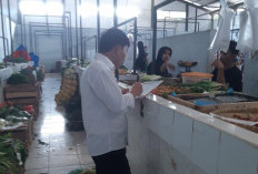 Antisipasi Kenaikan   Selama Ramadhan,  Diskopdag Pesisir Barat  Monitoring Harga Sembako