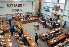Komisi III DPR Libatkan Pemred Bahas Larangan Siaran Langsung Sidang di RUU KUHAP