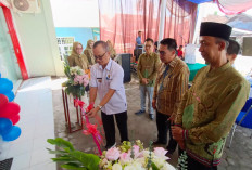 BPRS Lampung Barat Resmikan Layanan Kantor Kas di Pesisir Barat