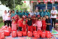 Cegah Stunting Sejak Dini, Partinia Parosil Ajak Anak  PAUD Gemar Makan Ikan