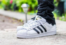 5 Rekomendasi Sneakers Putih Pria,  Tampil Keren dan Tetap Simpel!