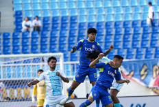Arema FC Menang Besar 4-1 Atas PSBS Biak di Pekan Pertama Super League