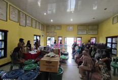 Dukung UMKM Lokal, Kubuperahu Beri Bantuan Sarpras Bagi Pelaku Usaha