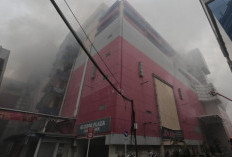 Pencarian Korban Kebakaran Glodok Plaza Dihentikan