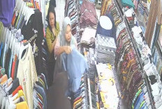 Tiga Wanita Terekam CCTV Diduga Gasak Barang di Toko Serba 35 Liwa