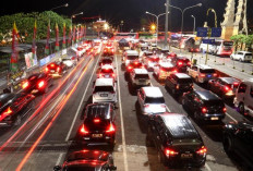 Kakorlantas Prediksi Dua Puncak Arus Mudik Nataru 2025, Hampir 3 Juta Kendaraan Diproyeksi Keluar Jabodetabek