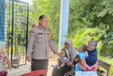 Bhabinkamtibmas Polsek Bengkunat Minta Warga Tetap Jaga Persatuan