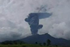 Pagi yang Mencekam: Gunung Marapi Meletus, Abu Membumbung hingga 1 Kilometer