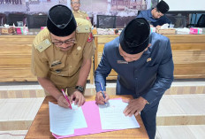 Pimpin Rapat Penetapan APBP-P,  Trimulyo Cerita Nasib ADD 2026 
