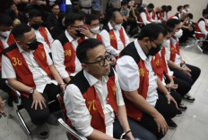 Eks Pegawai Kominfo Zulkarnaen Divonis 7 Tahun Penjara dalam Kasus Judi Online