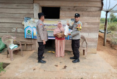 Peringati Maulid Nabi Muhammad SAW, Polsek Bengkunat Bagikan Sembako